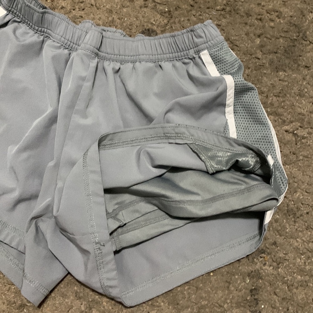 grey athletic shorts - Picture 2 of 3